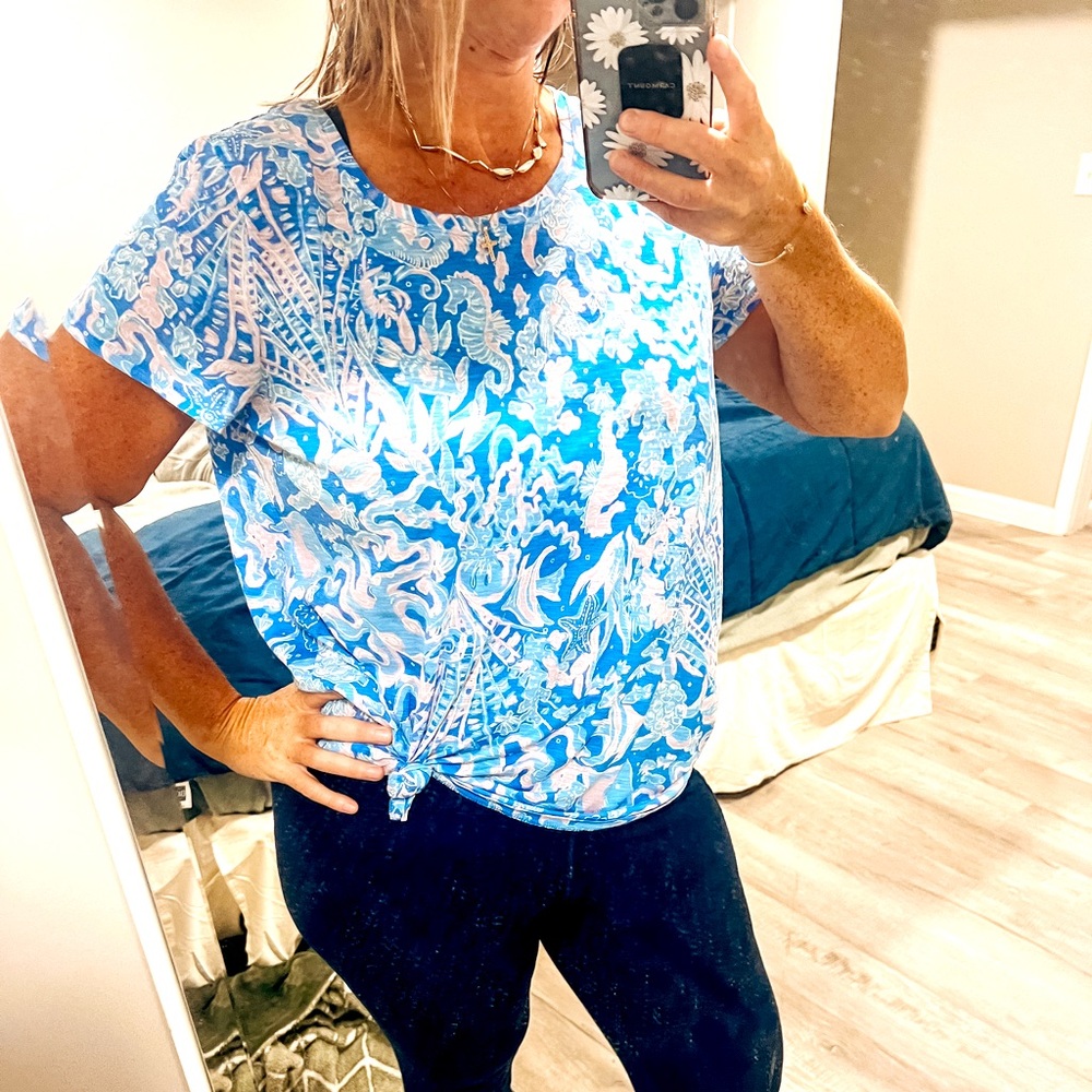 Lilly Pulitzer tshirt women’s xl